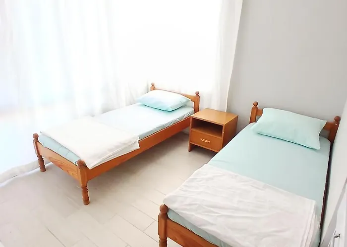 别墅 Duplex House With Private Garden *