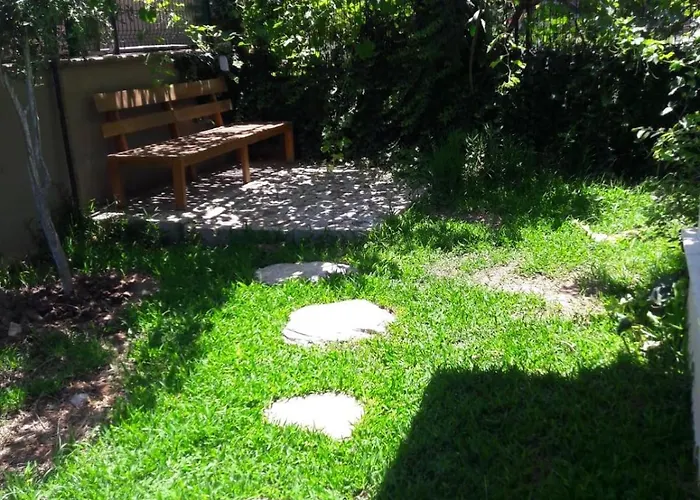 别墅 Duplex House With Private Garden *