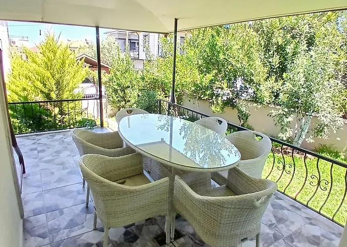 Duplex House With Private Garden