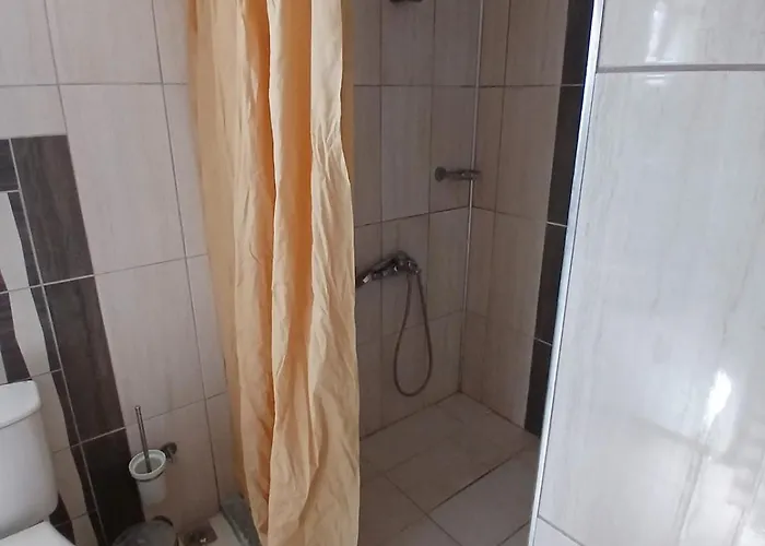 Duplex House With Private Garden Вілла *